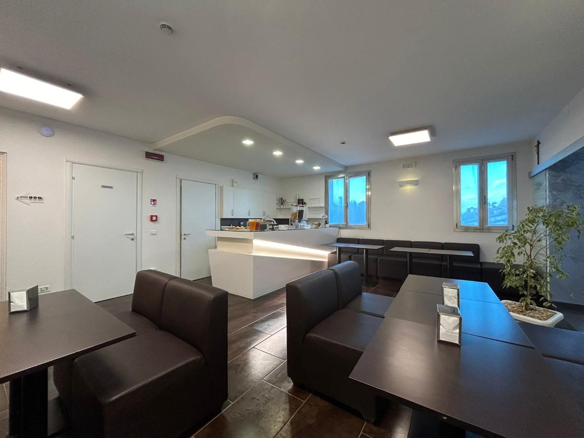 Hotel Noventa Noventa Vicentina エクステリア 写真