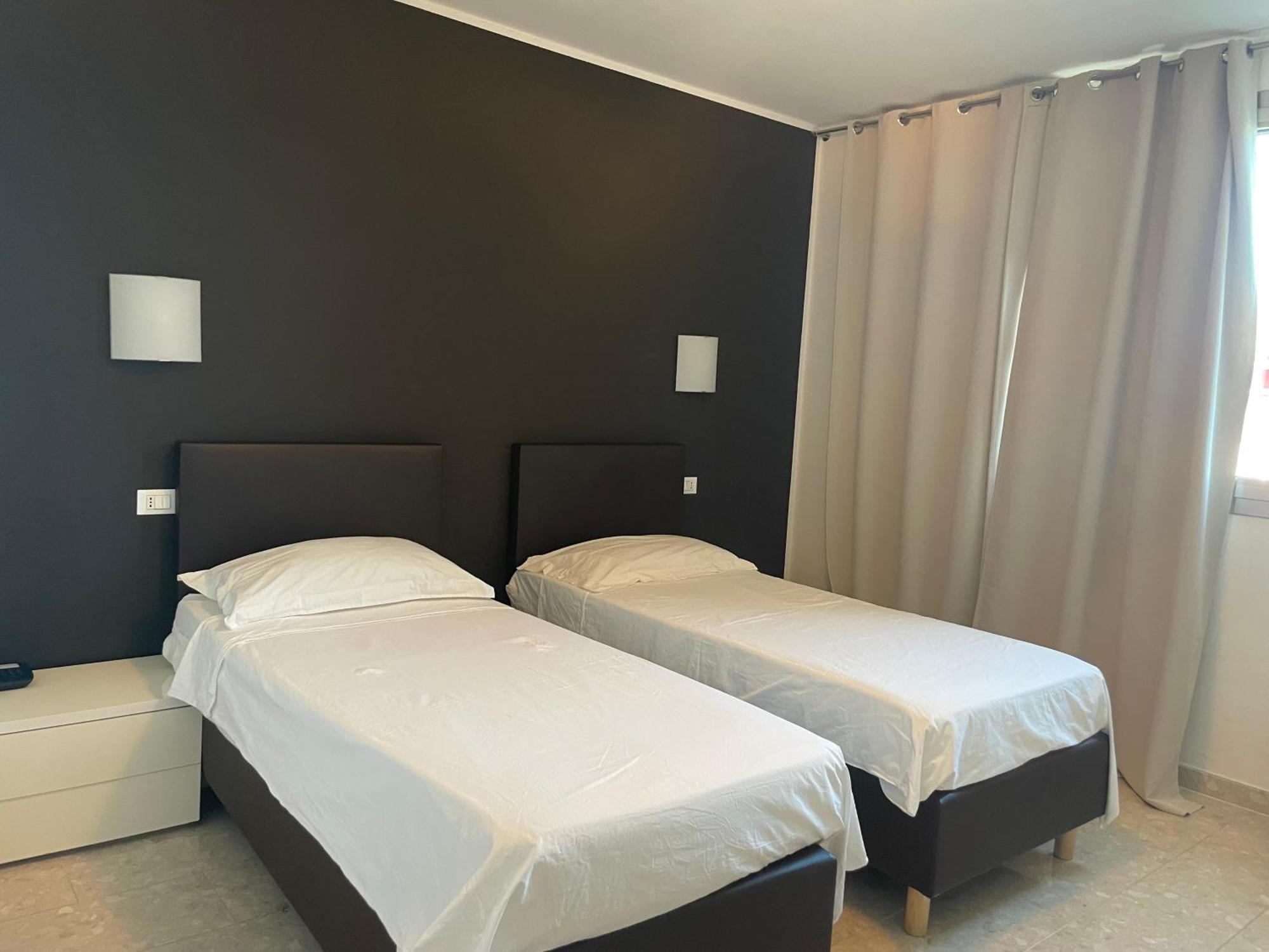 Hotel Noventa Noventa Vicentina エクステリア 写真