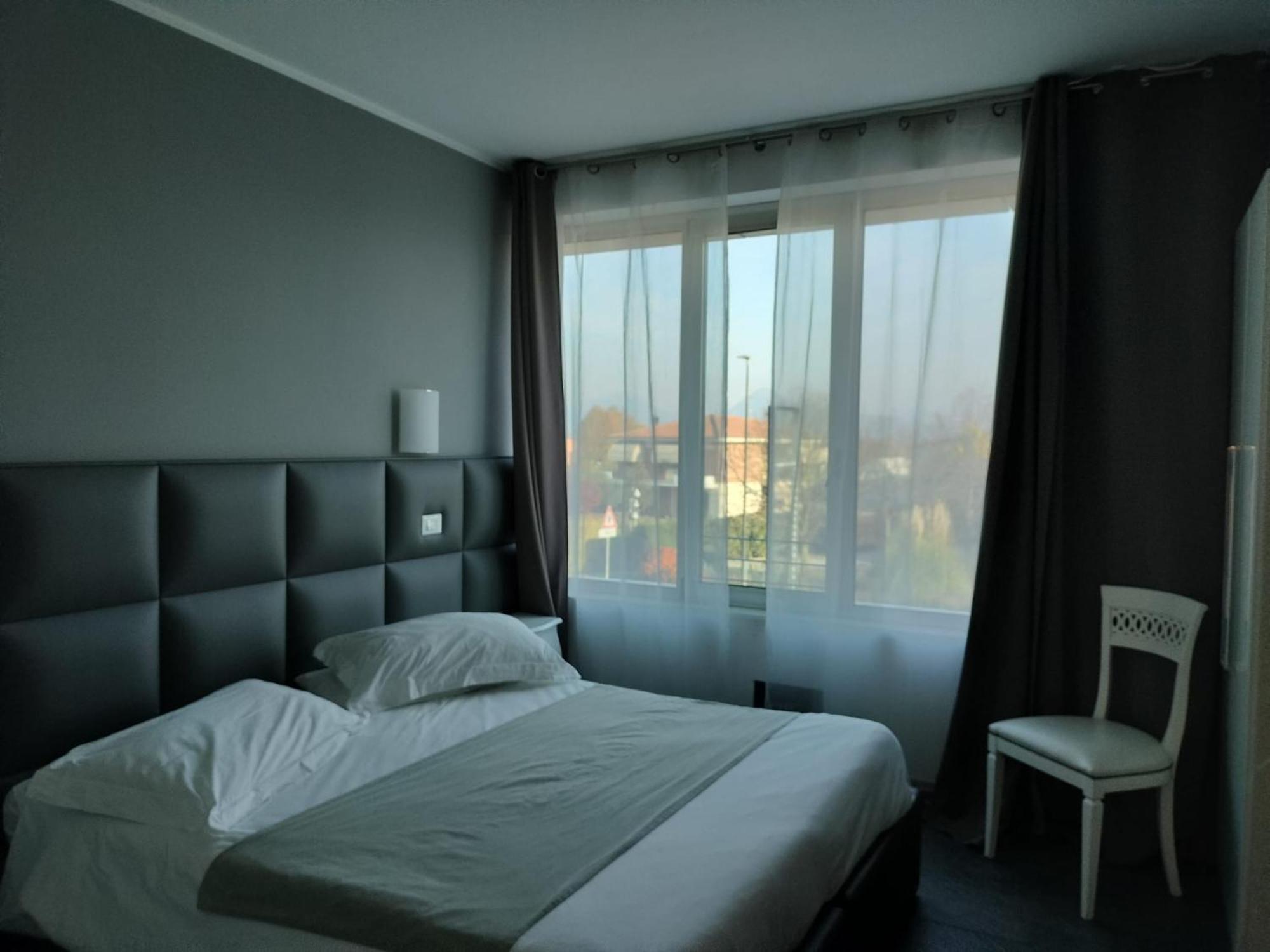 Hotel Noventa Noventa Vicentina エクステリア 写真