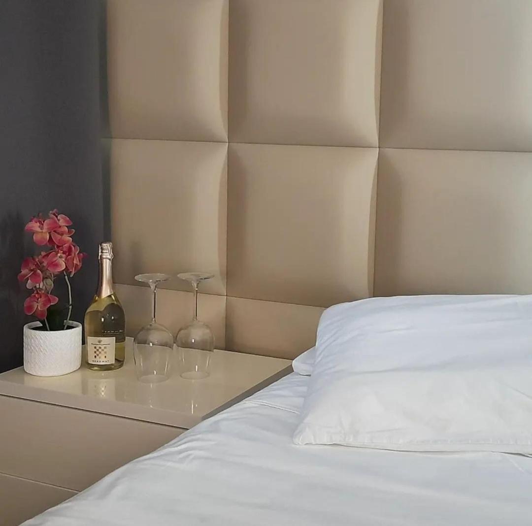 Hotel Noventa Noventa Vicentina エクステリア 写真